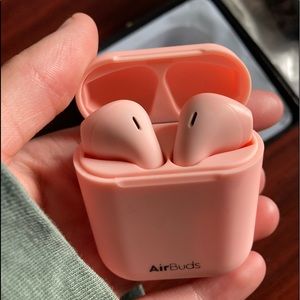 Peach Airbuds, never worn!!